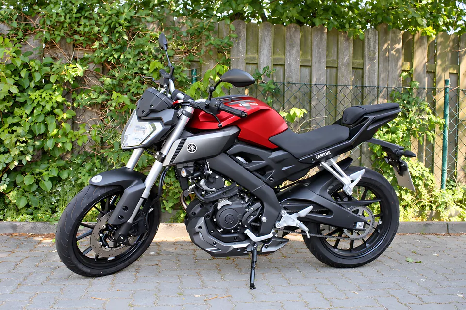 Yamaha MT-125 der Fahrschule Todzi